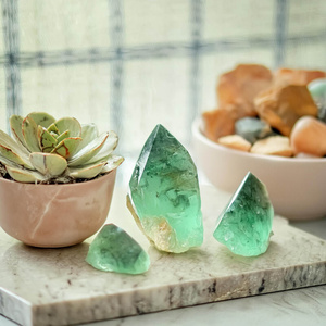 Calcita verde (piedra bruta) 50 g