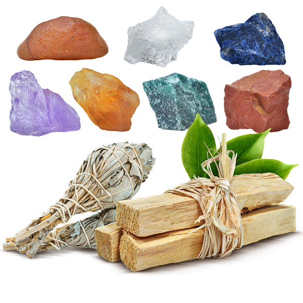 Conjunto de piedras naturales, cristales e incienso - esoterismo, yoga, meditación