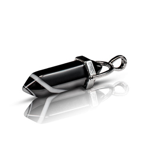 Colgante con ágata negra en bolsa + cadena